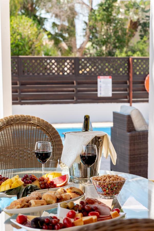 Villa Willow Mandali By Ezoria Villas Protaras Exterior foto